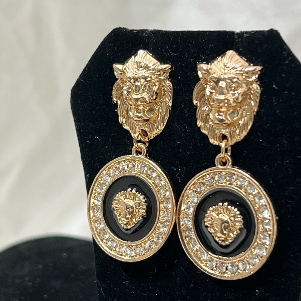 Fashion Jewelry Ladys Earrings Lion Heads Straight Up High Fashion☑️ - Picture 7 of 8